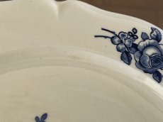 画像8: HBCM モントロー ブルーローズのブーケ 花リム メインプレート 24cm #1 [202506−61] (8)