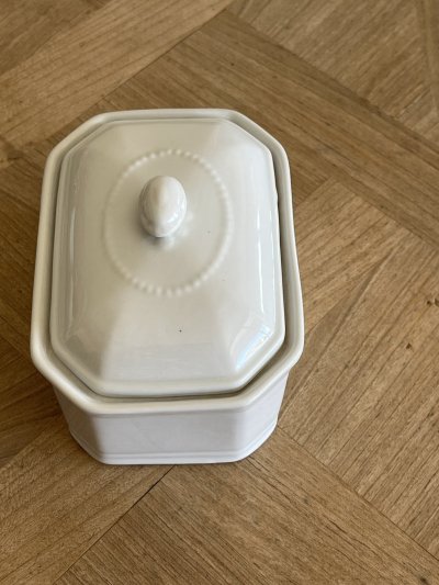画像2: フランス APILCO 白いポーセリン 蓋付きテリーヌ [202507-53]