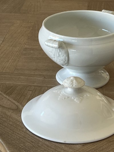 画像1: NIDERVILLER ニーデルヴィレー 小さめの 白いスーピエール 幅20.5cm [202507-64]