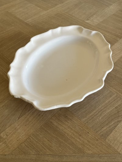 画像1: 18世紀 ムスティエ 白釉 オーバルプレート 37cm [202507-69]