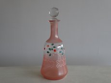 画像2: フランスアンティーク ガラス製ボトル ピンク色とお花のエナメル  (2)