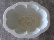 画像3: イギリスアンティーク 白い陶器製 ゼリーモールド (3)