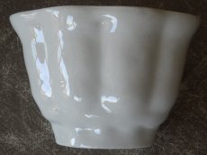 画像16: イギリスアンティーク 白い陶器製 ゼリーモールド (16)