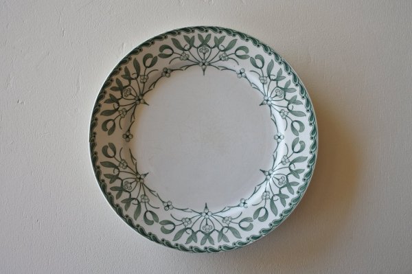 画像1: ヤドリギ メインプレート E.BOURGEOIS BOCH グリーン柄 直径24cm #1〖202312-60〗 (1)