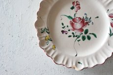 画像3: ☆ギャルリーイデコ☆ 18世紀 ムスティエ お花の絵付けプレート 直径25.4cm〖202302-01〗 (3)