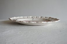 画像16: ☆ギャルリーイデコ☆ 18世紀 ムスティエ お花の絵付けプレート 直径25.4cm〖202302-01〗 (16)