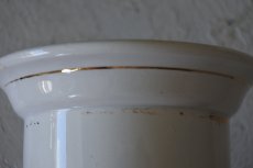 画像8: クレイユエモントロー テリーヌ用 白いポット 金彩ライン〖202209-063〗 (8)