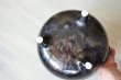 画像14: 鍋型 陶器製貯金箱 三つ脚 メタリックな黒 高さ17.8cm〚202001-000〛 (14)