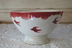 画像2: カフェオレボウル  バドンヴィレー 赤いツバメ柄 燕 つばめ  口径16.5cm〖202110-18〗 (2)