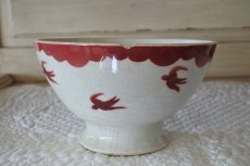 画像3: カフェオレボウル  バドンヴィレー 赤いツバメ柄 燕 つばめ  口径16.5cm〖202110-18〗 (3)