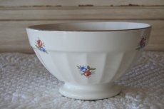 画像3: カフェオレボウル 白地 ブルーとピンクのお花柄 口径14.5cm〖202110-05〗 (3)