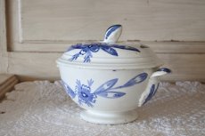 画像36: ブイヨンボウル 蓋付き 白にブルーのお花絵付け 口径13.9cm〖202211-61〗 (36)