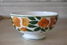 画像4: カフェオレボウル ロンウィ オレンジのお花 口径14.2cm〖202211-52〗 (4)