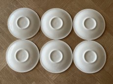画像12: ヨーロッパヴィンテージ 白いポーセリン ソーサー 小皿6枚セット［202506-01］ (12)