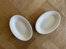 画像15: オランダヴィンテージ 白いポーセリン 小さなオーバル ラヴィエ タパス皿 Bランク［202506-08］ (15)