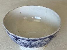 画像8: カフェオレボウル ボルドー窯 さくらんぼとかたつむり柄 口径12.8cm〖202503-08〗 (8)