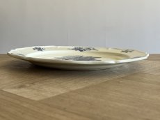 画像17: HBCM モントロー ブルーローズのブーケ 花リム メインプレート 24cm #1 [202506−61] (17)