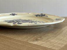 画像14: HBCM モントロー ブルーローズのブーケ 花リム メインプレート 24cm #2  [202506−62] (14)