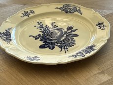 画像18: HBCM モントロー ブルーローズのブーケ 花リム メインプレート 24cm #2  [202506−62] (18)