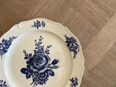 画像2: HBCM モントロー ブルーローズのブーケ 花リム メインプレート 24cm #3  [202506−63] (2)