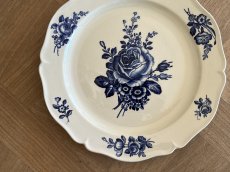 画像3: HBCM モントロー ブルーローズのブーケ 花リム メインプレート 24cm #3  [202506−63] (3)