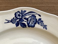 画像10: HBCM モントロー ブルーローズのブーケ 花リム メインプレート 24cm #3  [202506−63] (10)