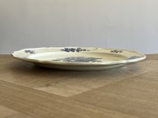 画像13: HBCM モントロー ブルーローズのブーケ 花リム メインプレート 24cm #3  [202506−63] (13)