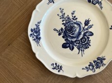 画像21: HBCM モントロー ブルーローズのブーケ 花リム メインプレート 24cm #3  [202506−63] (21)