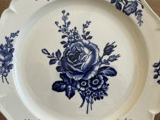 画像4: HBCM モントロー ブルーローズのブーケ 花リム メインプレート 24cm #4  [202506−64] (4)