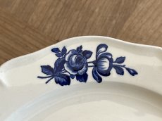 画像9: HBCM モントロー ブルーローズのブーケ 花リム メインプレート 24cm #5  [202506−65] (9)