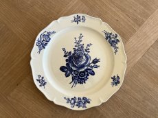 画像1: HBCM モントロー ブルーローズのブーケ 花リム メインプレート 24cm #6 [202506−66] (1)