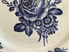 画像9: HBCM モントロー ブルーローズのブーケ 花リム デザート皿  22cm #1 [202506−67] (9)