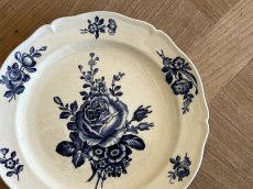 画像2: HBCM モントロー ブルーローズのブーケ 花リム デザート皿  22cm #2 [202506−68] (2)