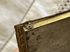 画像16: フランスアンティーク リボン装飾 真鍮 見開き ダブル フォトフレーム [202507-10]     (16)