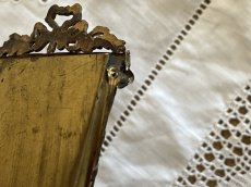 画像18: フランスアンティーク リボン装飾 真鍮 見開き ダブル フォトフレーム [202507-10]     (18)