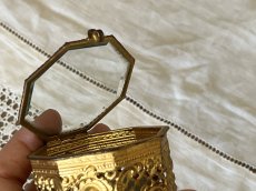 画像11: フランスアンティーク ベベル  面取りガラス オクトゴナル ジュエリーボックス [202507-13]     (11)