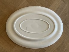 画像15: イタリア モダンセラミック 大型 お花レリーフ 白いオーバルプレート 42.5cm [202507-19] (15)