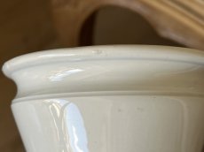 画像10: クレイユエモントロー 白いジャムポット 高さ7.8cm [202507-56] (10)