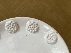 画像25: マリコルヌ窯 エミールテシエ ボタンレリーフ カップ＆ソーサー [202507-60] (25)