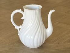 画像5: サルグミンヌ 白いポーセリン 螺旋レリーフ コーヒーポット [202507-66] (5)