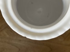 画像10: サルグミンヌ 白いポーセリン 螺旋レリーフ コーヒーポット [202507-66] (10)