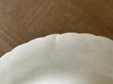 画像20: SALINS バルボティーヌ いちご 白いレリーフ皿 ダメージ [202507-35] (20)