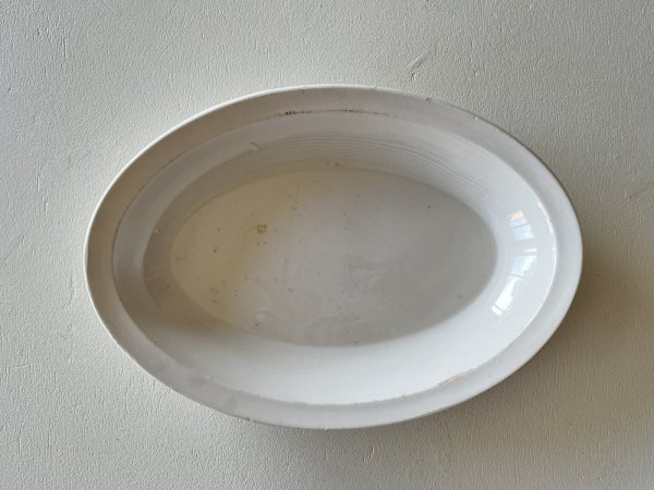 画像1: 19世紀 南仏 ヴァラージュ 白いファイアンス オーバル皿〚202504-028〛 (1)