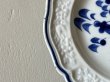 画像9: 19世紀 フランス北部 花リム皿 花レリーフ 青い絵付けプレート ＃2〖02404−36〗 (9)