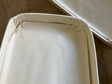 画像13: ドラジェボックス セピア色 教会へ向かう家族 アンティークBOX [202508-07] (13)