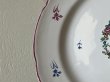 画像16: フランス東部 ファイアンス お花とモノグラム、ヤグルマギク 絵付けプレート ＃2〚202504-015〛 (16)