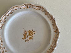 画像2: ☆ギャルリーイデコ☆ 18世紀 ミディ地方 白釉 黄色いお花の絵付け 花リムプレート 25cm #1〖202407−019〗 (2)