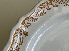 画像9: ☆ギャルリーイデコ☆ 18世紀 ミディ地方 白釉 黄色いお花の絵付け 花リムプレート 25cm #1〖202407−019〗 (9)