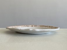 画像16: ☆ギャルリーイデコ☆ 18世紀 ミディ地方 白釉 黄色いお花の絵付け 花リムプレート 25cm #1〖202407−019〗 (16)