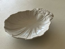 画像19: フランスアンティーク 丸いフォルムの シェル形 プレート〖202504-79〗 (19)